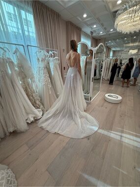 Elegant Ivory Beaded Backless Wedding Dress